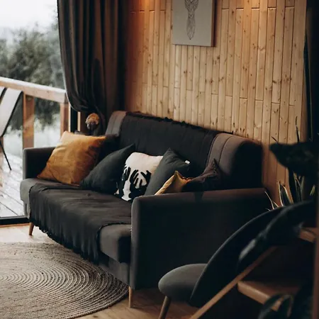 Chalet Tbarn - будинок з чаном в карпатах - Tranquilo Barn Starunya